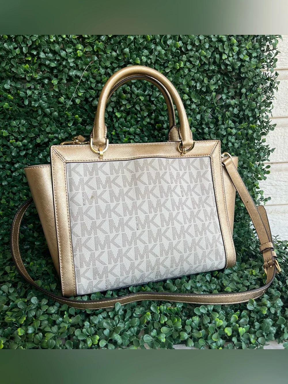 MICHAEL KORS Gold Signature Tina Raven Bedford Fulton Satchel Tote Crossbody